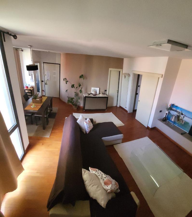 Casa Cristina Lägenhet Parma Exteriör bild